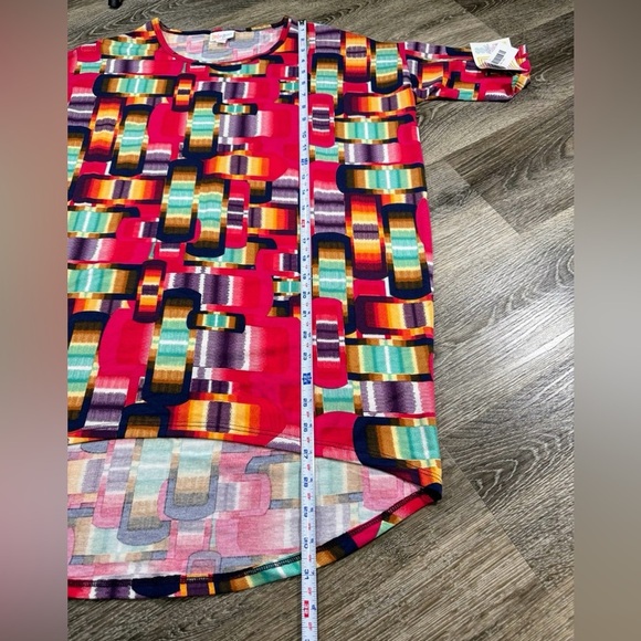 Lularoe Blouse Women XXS Tunic Red w/ Black Green Irma Geometric Block NWT Hi-Lo - Picture 5 of 5